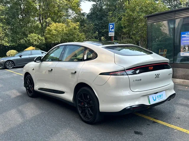 IM Motors LS6 — Фото автомобиля 6