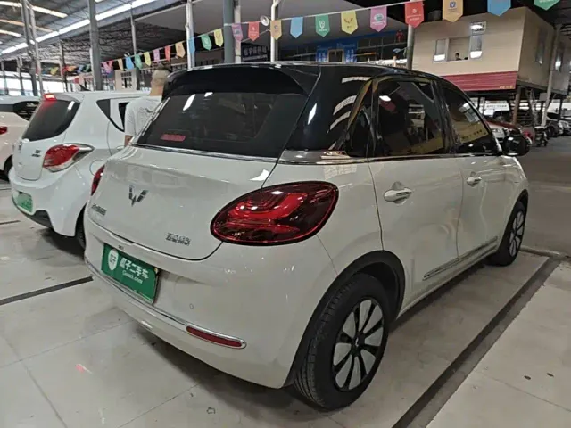 Wuling Bingo — Фото автомобиля 6