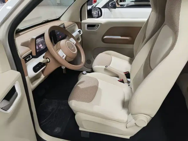 Wuling Hongguang Mini EV — Фото автомобиля 14