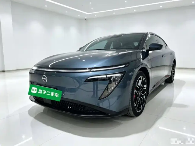 Фотография автомобиля — Nissan N7