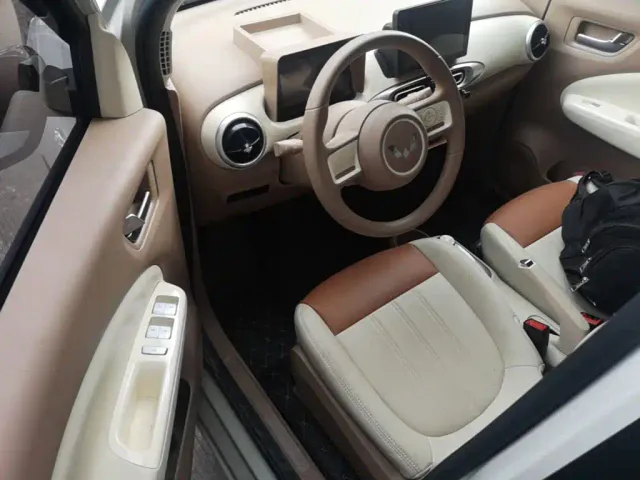 Wuling Hongguang Mini EV — Фото автомобиля 15