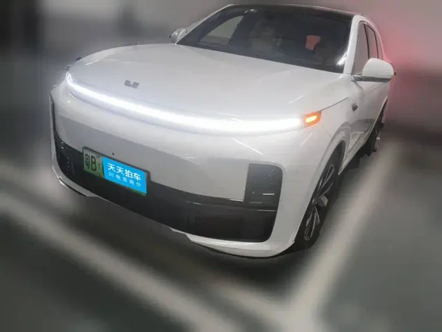 Фотография автомобиля — Li Auto L7