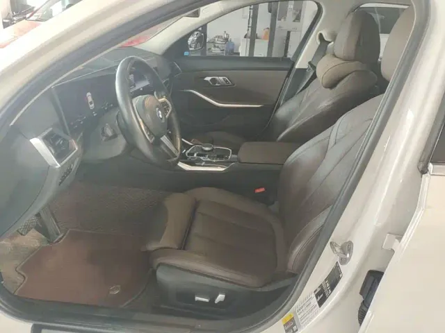 BMW i3 — Фото автомобиля 14