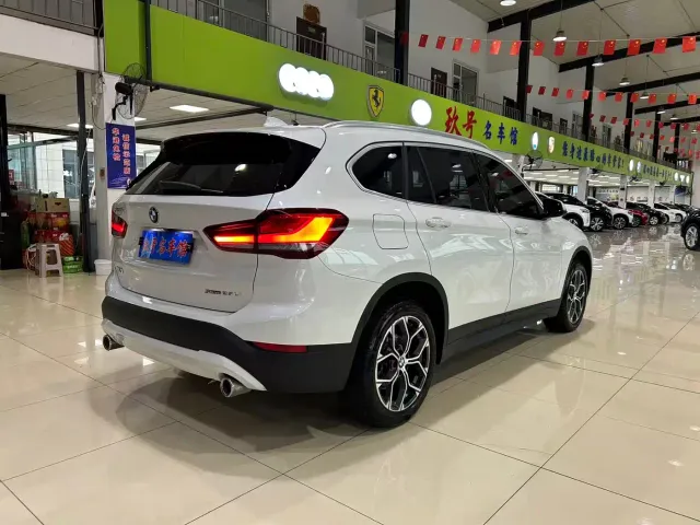 BMW X1 — Фото автомобиля 8