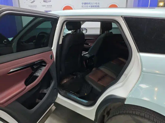 Land Rover Range Rover Evoque — Фото автомобиля 5