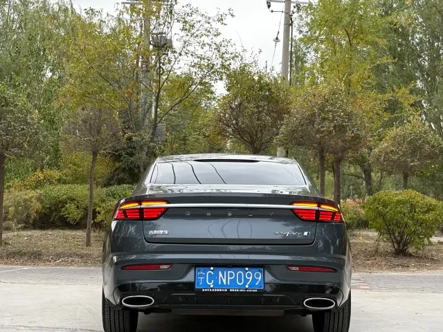 Geely Xingrui — Фото автомобиля 8