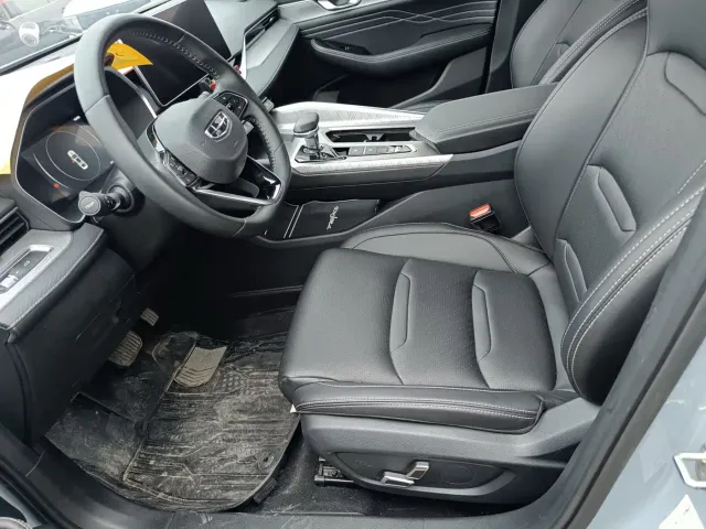 Geely Xingrui — Фото автомобиля 5