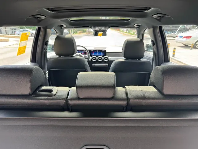 Mercedes-Benz GLB-Class — Фото автомобиля 14