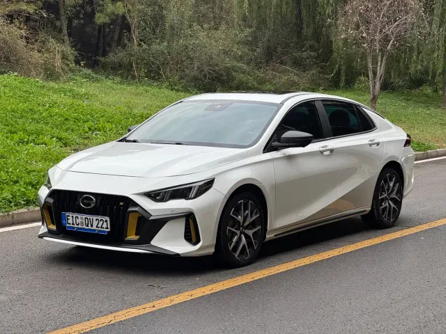 Фотография автомобиля — GAC Trumpchi Emkoo