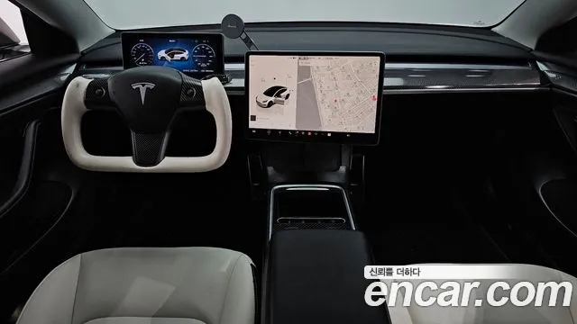 Tesla Model 3 — Фото автомобиля 7