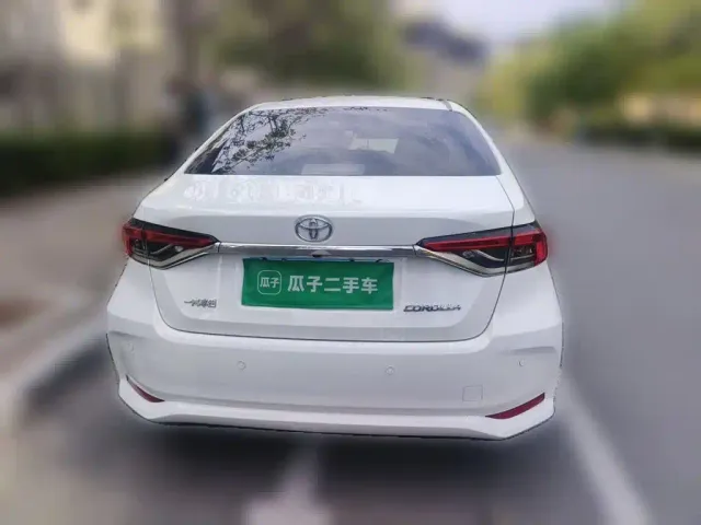 Toyota Corolla — Фото автомобиля 3