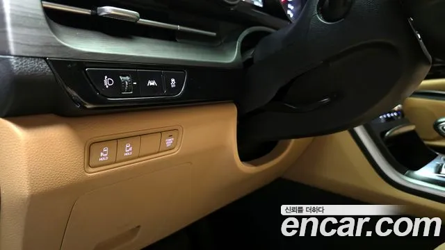 Kia Canival Carnival 4 поколение 9 мест Prestige — Фото автомобиля 14