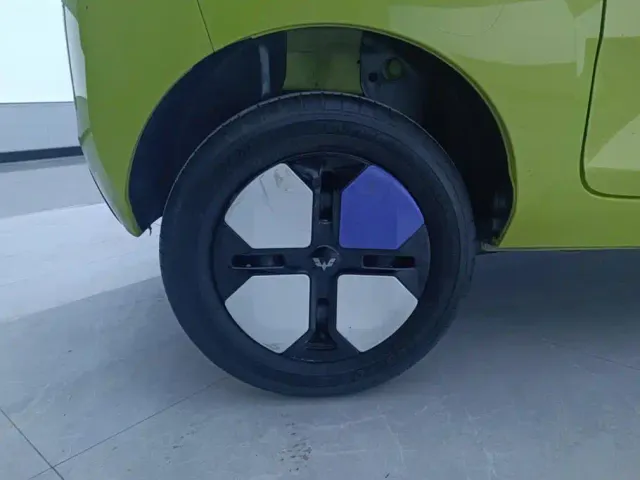 Wuling Hongguang Mini EV — Фото автомобиля 6