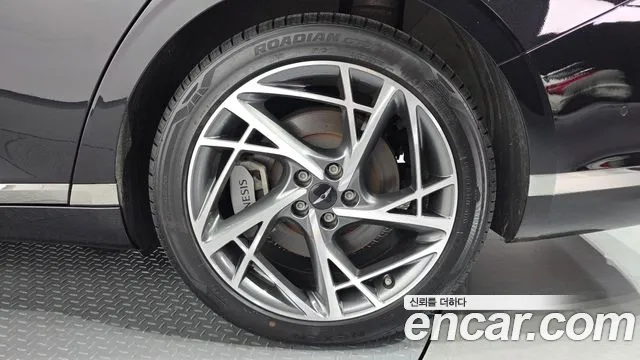 Genesis G90 Бензин 3.5 турбо AWD — Фото автомобиля 21