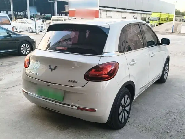 Wuling Bingo — Фото автомобиля 6