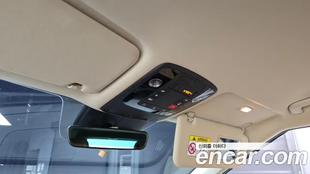 Kia Carnival 4th Gen — Фото автомобиля 29