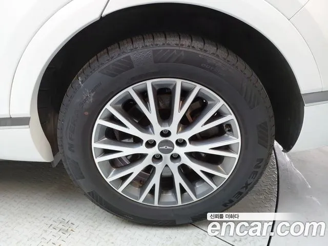 Genesis GV80 2.5T Бензин AWD — Фото автомобиля 18