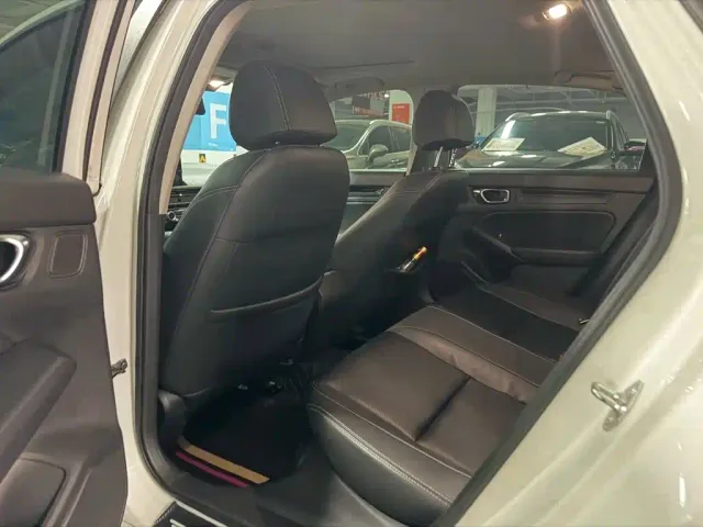 Honda Civic — Фото автомобиля 3