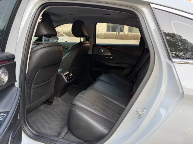 Chery Fulwin A8 — Фото автомобиля 6