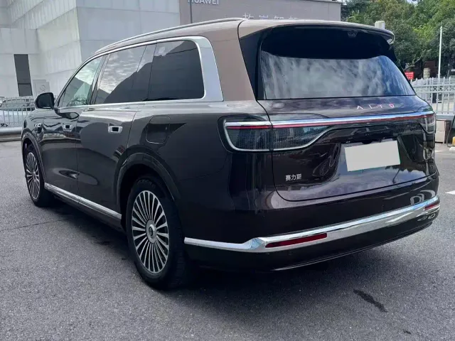 Aito M9 — Фото автомобиля 7