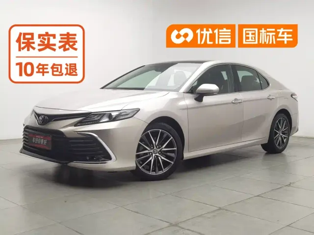 Фотография автомобиля — Toyota Camry