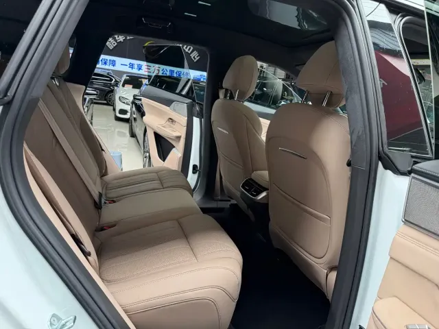 Xpeng G9 — Фото автомобиля 20