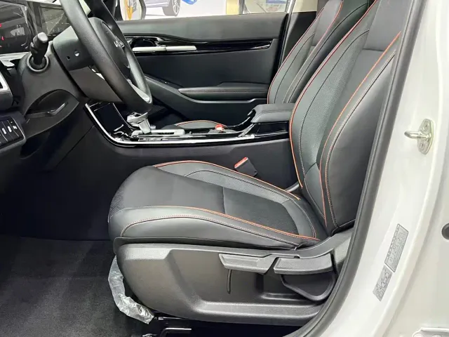 Kia Seltos — Фото автомобиля 14