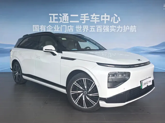 Xpeng G9 — Фото автомобиля 5