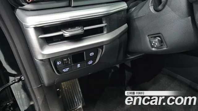 Hyundai Grandeur GN7 — Фото автомобиля 18