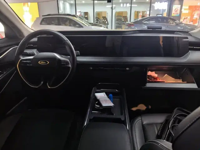 Ford Mondeo — Фото автомобиля 12