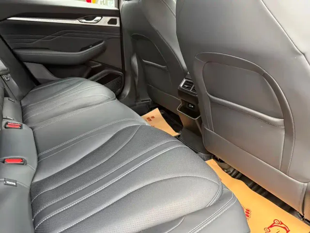 Geely Xingrui — Фото автомобиля 6