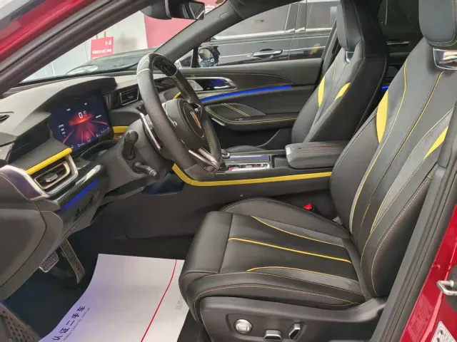 Hongqi H6 — Фото автомобиля 5