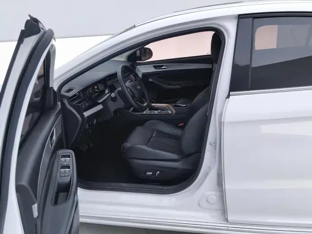 Chery Arrizo 5 PLUS — Фото автомобиля 9