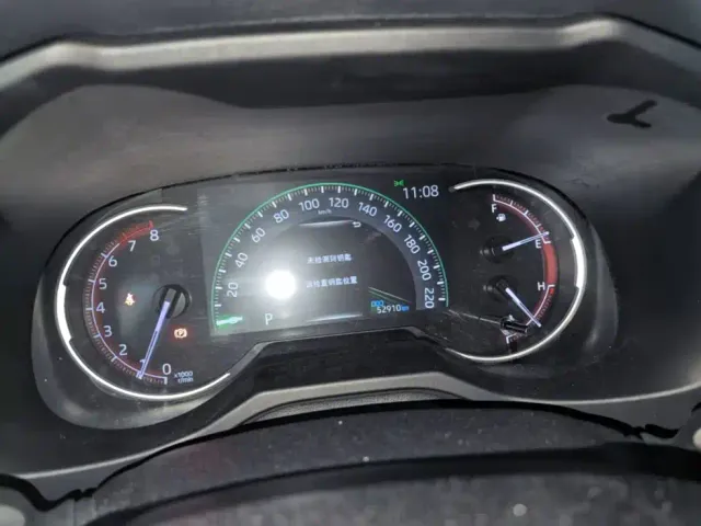 Toyota RAV4 — Фото автомобиля 11
