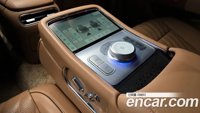Genesis G90 Бензин 3.5 турбо AWD — Фото автомобиля 18