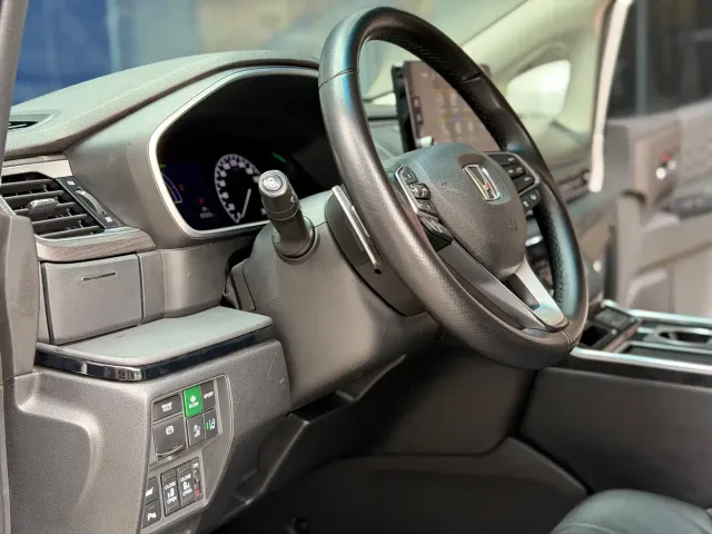 Honda Elysion — Фото автомобиля 8