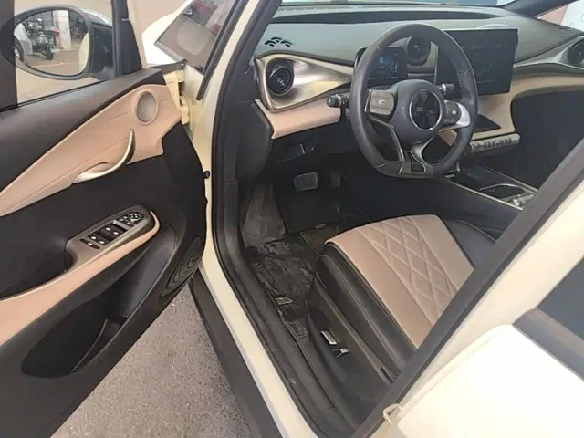 BYD Dolphin — Фото автомобиля 15