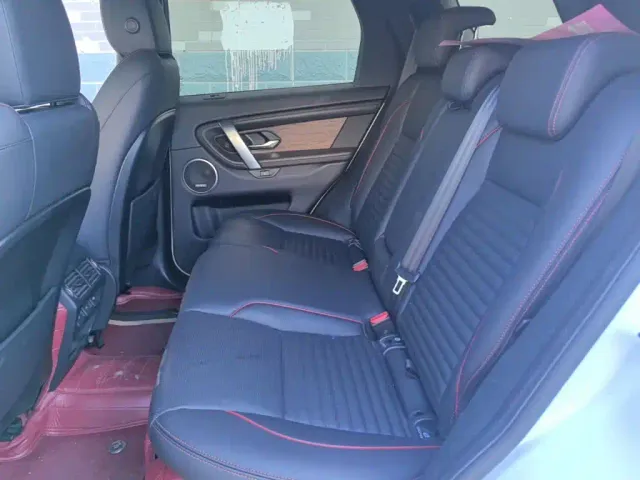 Land Rover Discovery Sport — Фото автомобиля 16