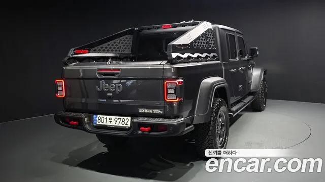 Jeep Gladiator Gladiator (JT) — Фото автомобиля 4
