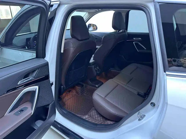 BMW X1 — Фото автомобиля 10