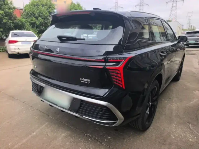 Hongqi HS3 PHEV — Фото автомобиля 4