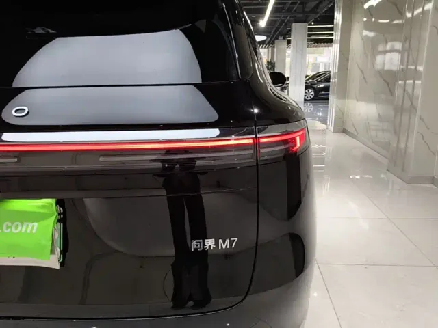 Aito M7 — Фото автомобиля 7