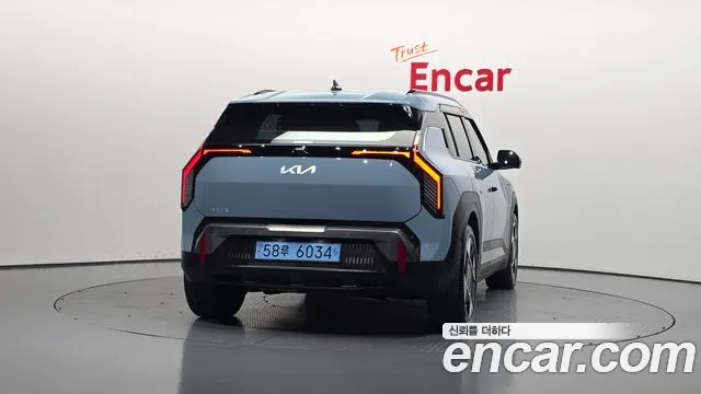 Kia EV3 — Фото автомобиля 4