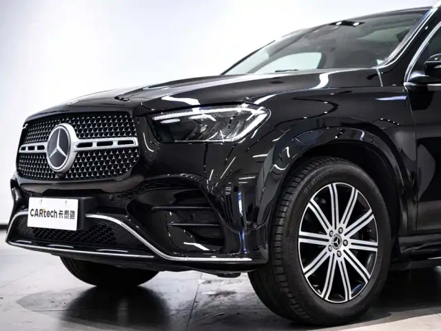 Mercedes-Benz GLE-Class — Фото автомобиля 3