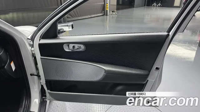 Hyundai Ioniq 6 — Фото автомобиля 13
