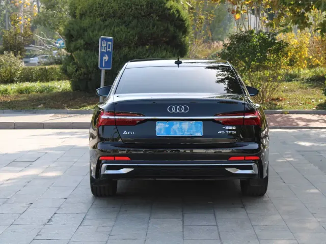 Audi A6L — Фото автомобиля 3