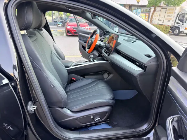 Geely Xingrui — Фото автомобиля 10
