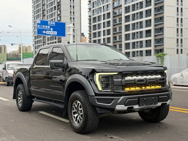 Ford F-150 Raptor — Фото автомобиля 3