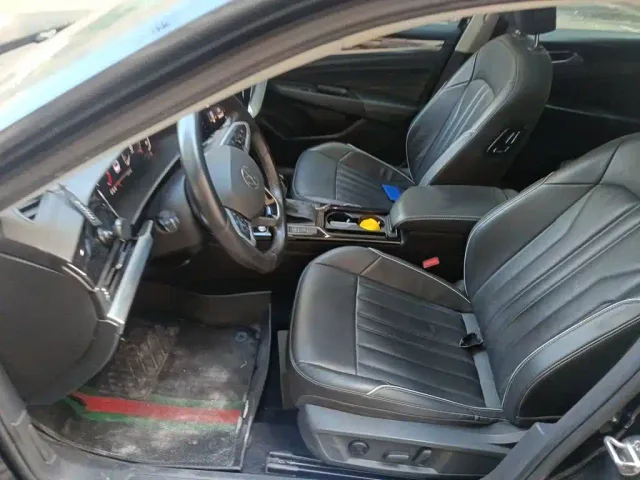 Volkswagen Passat — Фото автомобиля 11