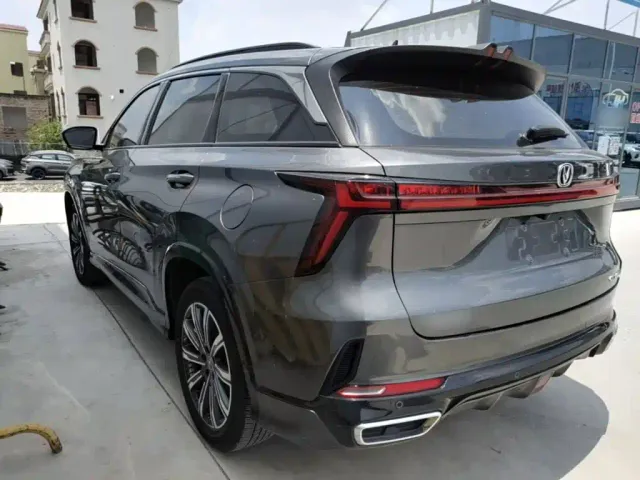 Changan CS75 Plus — Фото автомобиля 4
